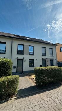 Foto - Modernes 5-Zimmer-Reihenhaus mit Garten & Garage - PRIVATVERKAUF