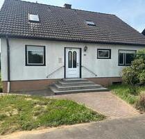 freistehendes 1-2 Familienhaus in ruhiger Lage mit großem Garten - Großostheim