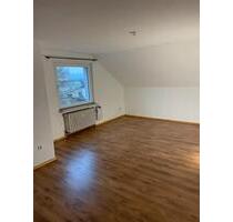 Dachgeschosswohnung - 760,00 EUR Kaltmiete, ca.  60,00 m² in Bad Oeynhausen (PLZ: 32547) Rehme