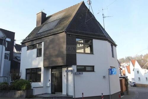 Foto - Provisionsfrei: Schönes Architektenhaus in Wiesbaden-Rambach