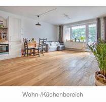 Schwachhausen: Moderne 3-Zim-Wohnung mit Balkon, TG, Einbauküche - Bremen