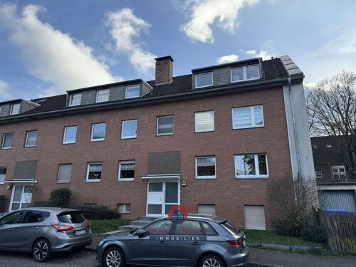 Foto - KREFELD-BOCKUM - FRISCH MODERNISIERTE 3-ZIMMERWOHNUNG MIT TERRASSE & GARTEN AM BOCKUMER PLATZ