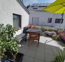 Gemütliche Wohnung mit Balkon in Brühl-Vochem