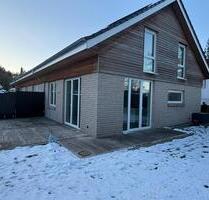 Hochwertige 4-Zimmer-Maisonette-Wohnung mit luxuriösem Wohngefühl - Lensahn Hochwertige 4-Zimmer-Maisonette-Wohnung mit luxuriösem Wohngefühl - Lensahn