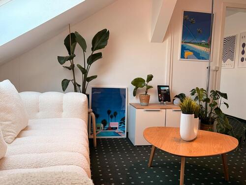 Foto - 2-Zimmer-Wohnung mit Balkon - 800,00&nbsp;EUR Kaltmiete, ca.&nbsp; 90,00&nbsp;m&sup2;