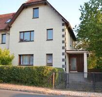 Fachwerkhaus mit großer Werkstatt, 2 Garagen und eigener Einfahrt - Ohrdruf