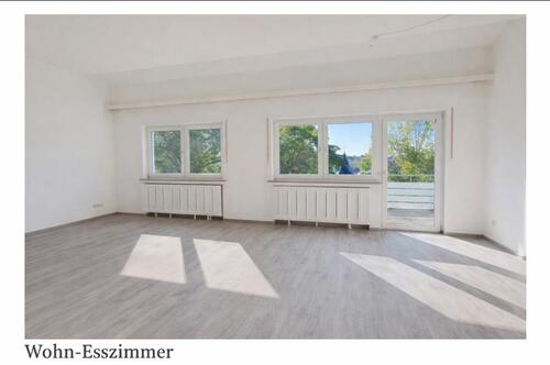 Foto - Helle 4-Zimmer-Wohnung mit Balkon, Keller & Garage – 115 m²
