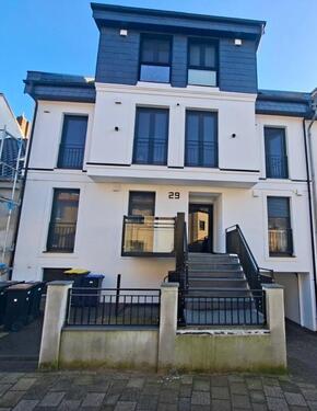 Foto - Moderne 2-Zimmer-Wohnung mit Balkon u. Aufzug in attraktiver Lage