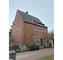 5-Raum- Wohnung - 750,00&nbsp;EUR Kaltmiete, ca.&nbsp; 90,00&nbsp;m&sup2; in Waren (Müritz) (PLZ: 17192)