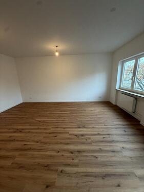 Foto - 2 Zimmer Etagenwohnung zum Kaufen in Ludwigshafen am Rhein