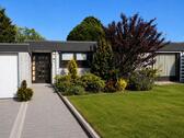 Foto - Gepflegter Bungalow mit 2 Garagen in Wickrathberg, provisionsfrei