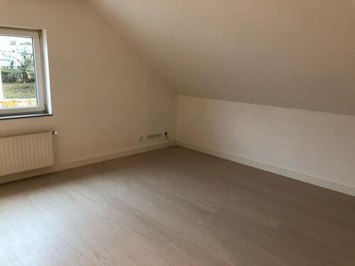 Foto - 2 Zimmer Küche Bad-,Balkon-Wohnung in Schiffweiler,