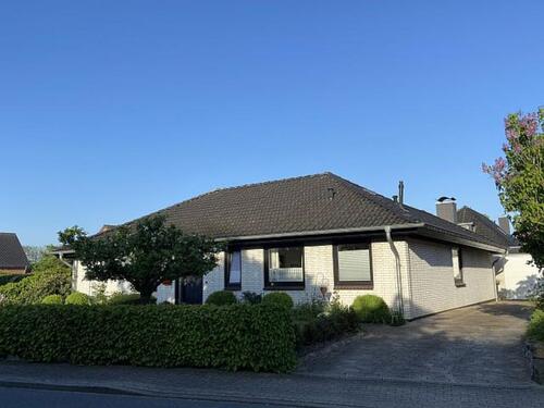 Foto - Einfamilienhaus in Mildstedt - 395.000,00&nbsp;EUR Kaufpreis, ca.&nbsp; 125,00&nbsp;m&sup2;