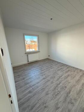 Foto - Renovierte 3,5 Zimmer Wohnung in zentraler Lage zu vermieten