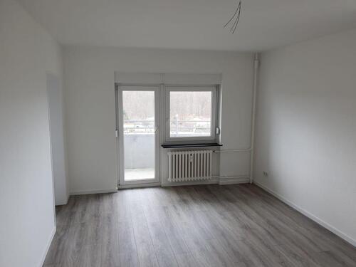 Foto - Sanierte 2-Zimmer-Wohnung Limburgerhof -hell, modern, sofort frei