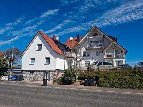 Foto - Mehrfamilienhaus, Topzustand, Energieklasse C , kein Makler