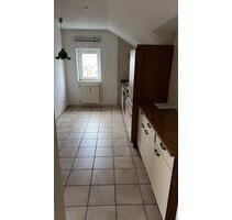 Wohnung Dachgeschoss 57 qm - 740,00 EUR Kaltmiete, ca.  57,00 m² in Bonn (PLZ: 53123) Hardtberg