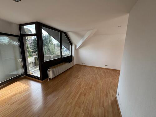 Foto - 2 Zimmer Dachgeschoßwohnung zur Miete in Rösrath