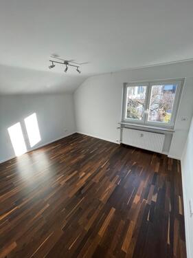 Foto - 3 Zimmer Dachgeschoßwohnung zur Miete in Esslingen am Neckar