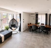 Exklusive kernsanierte 3,5 Zimmer-Wohnung - KNX-Smart-Home - Möglingen