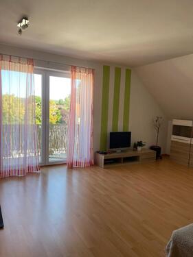 Foto - Wohnung 2. OG, 2 Zimmer, Aufzug, Kellerabteil 75qm ab sofort