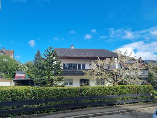 Foto - Haus zu vermieten - 2.000,00 EUR Kaltmiete, ca.  190,00 m²