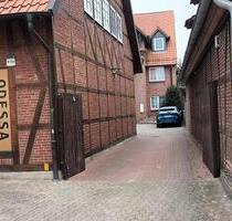 4-Zimmerwohnung in GF-Stadtmitte mit großen Räumen im EG + Garten - Gifhorn