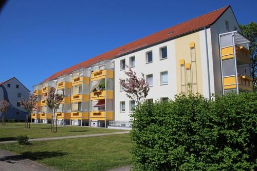 Foto - Moderne 2RW mit großem Bad - 251,00 EUR Kaltmiete,