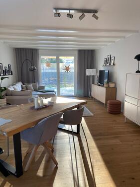 Foto - Provisionsfreie, neuwertige und sonnige 3-Zimmer-EG -Wohnung