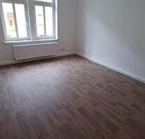 2-Raum im Zentrum - 299,00&nbsp;EUR Kaltmiete, ca.&nbsp; 46,50&nbsp;m&sup2; in Schmölln (PLZ: 04626)