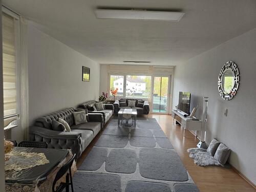 Foto - 3 Zimmer- Wohnung - 260.000,00&nbsp;EUR Kaufpreis, ca.&nbsp; 77,00&nbsp;m&sup2;