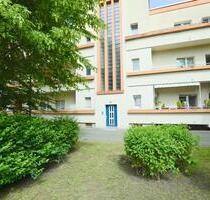 Singles und Paare aufgepaßt! Lichtgeflutete 2-Zimmer-Wohnung mit Balkon in Gelsenkirchen-Mitte