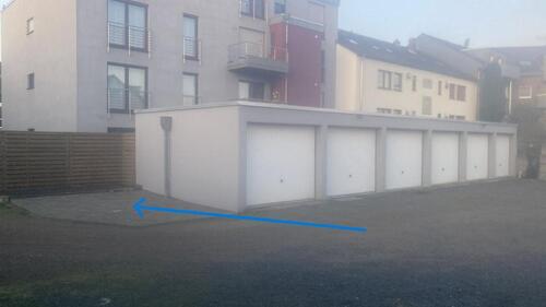 Foto - Euskirchen-Süd, PKW-Stellplatz im Hinterhof ab Mai 2026 zu mieten