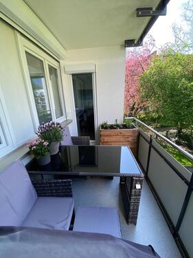 Foto - Hochwertig sanierte 1-Zimmer-Wohnung mit Balkon in HH-Stellingen