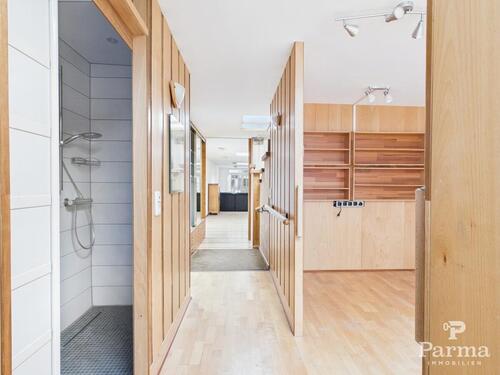 Foto - Großzügige Erdgeschosswohnung mit offenem Grundriss und separatem Schlafbereich
