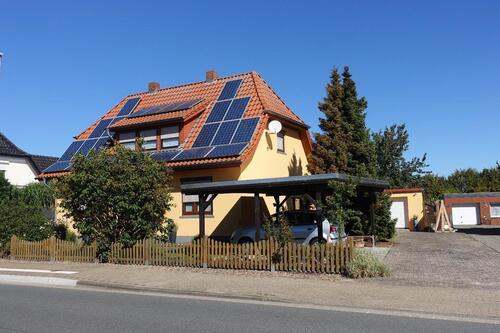 Foto - Freist. 2 Familienhaus (niedrigenergie Standard) mit Anbaureserve