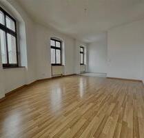 ZENTRUMSNAHE 2-Raum-Whg. mit EBK & Tageslichtbad !! - Chemnitz Bernsdorf