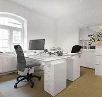 Zwei Arbeitsplätze, kollegiales Flair, sofort verfügbar in Charlottenburg - Berlin Charlottenburg-Wilmersdorf