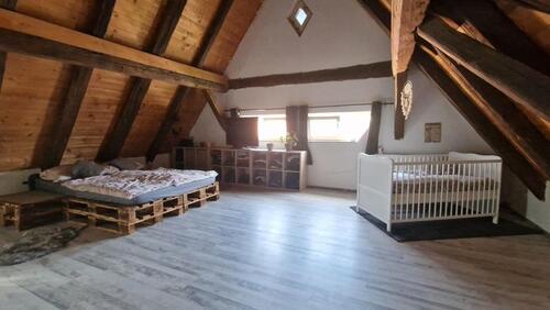 Foto - Große 3-Zimmer Maisonettewohnung in denkmalgeschütztem Mehrfamilienhaus in Scheer