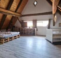 Große 3-Zimmer Maisonettewohnung in denkmalgeschütztem Mehrfamilienhaus in Scheer