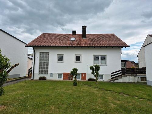 Foto - Gepflegtes Ein-o. Zweifamilienhaus BJ 1974 Großmehring