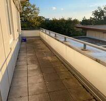 Norderstedt - Kohfurth 2.Hausreihe - sonniges Penthouse mit Balkonterrasse - 2x Bäder - TG-Platz