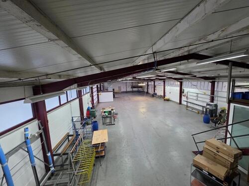 Foto - Industriehalle inkl. 2 Büros 1250 m² keine Dachflächenvermietung