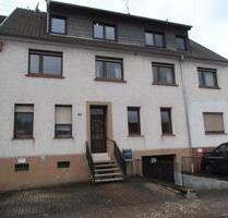 Bübingen, EG, 3 Zi, Kü, Bad, Balkon, Keller, Stellpl., renoviert - Saarbrücken