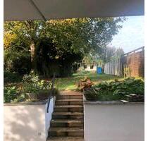 Souterrain-Wohnung mit Terrasse und Gartenblick in Lu-Oggersheim - Ludwigshafen am Rhein Ludwigshafen-Oggersheim