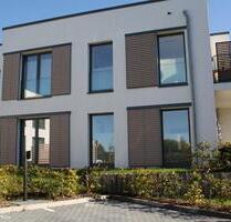 Einziehen und wohlfühlen! Moderne 4 Zimmer Mietwohnung in Waren (Müritz)
