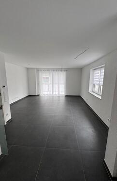 Foto - Geräumige 4-Zimmer-Wohnung (95 m²) mit Balkon & Fußbodenheizung