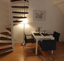 Provisionsfrei: Maisonette Wohnung mit 2 Balkonen - Düsseldorf Stadtbezirk 7