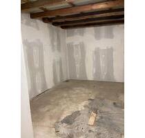 Lager zu vermieten 01639057911 - 60,00 EUR Kaltmiete, in Mönchengladbach (PLZ: 41069) West