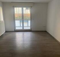 Kurzfristige Anmietung möglich - 2-Zimmer-Wohnung mit Tageslichtbad - Oberursel (Taunus)